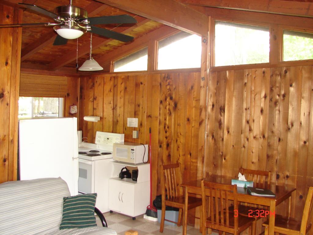 Sunnylea Resort Port Severn Esterno foto